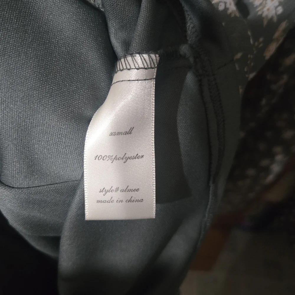 Altar'd State Women's Floral Romper - Picture 5 of 7